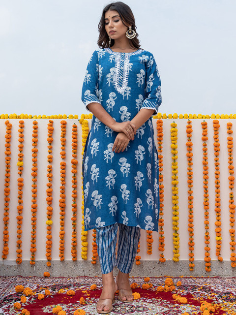 

KAMODINEE Women Blue Floral Printed Mirror Work Kurta with Trousers