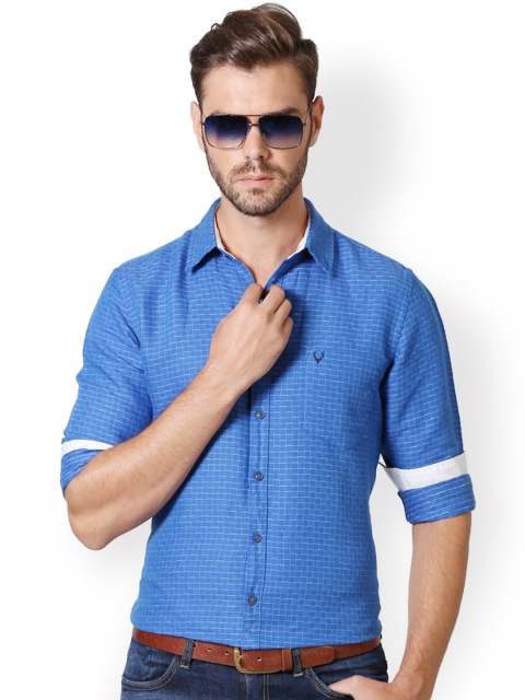 

Allen Solly Men Blue Tailored Fit Checked Casual Shirt