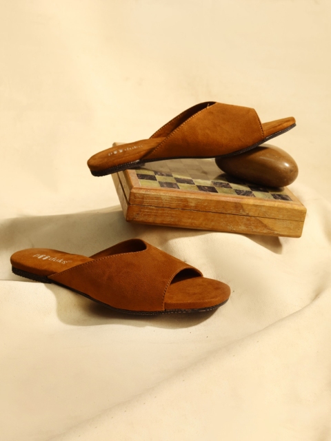 

Paaduks Women Tan Textured Open Toe Flats with Bows