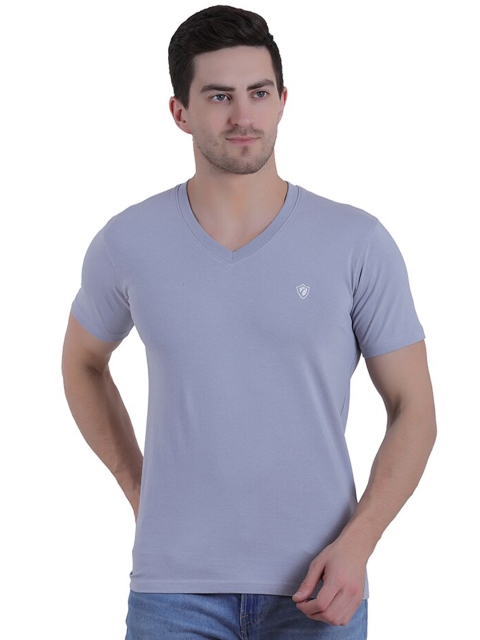 

Kawach Men Grey Cotton Antimicrobial Outdoor T-shirt