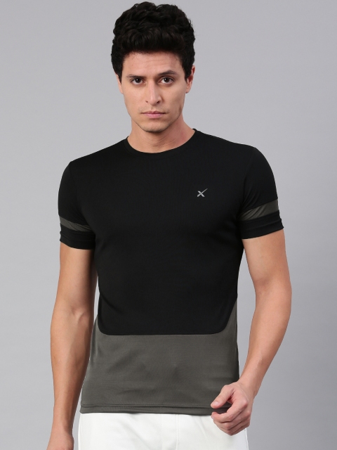 

HRX by Hrithik Roshan Men Black & Grey Colourblocked Round Neck RAPID-DRY T-Shirt
