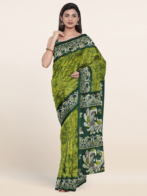 

Pothys Green & White Abstract Cotton Blend Saree