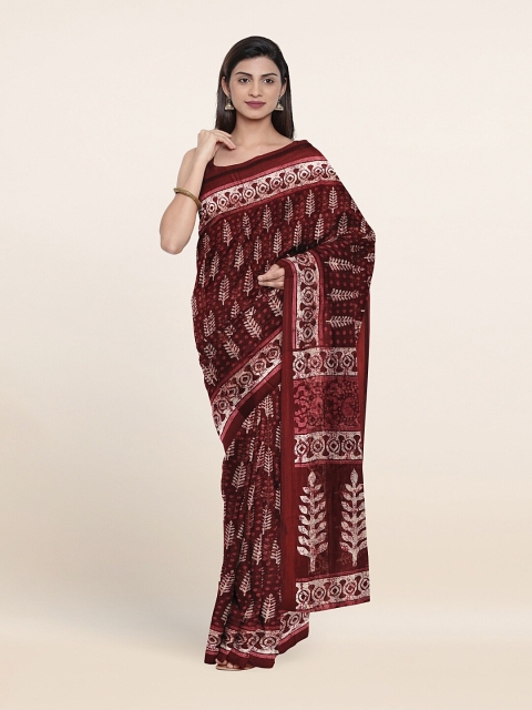 

Pothys Maroon & White Cotton Blend Ethnic Motifs Saree