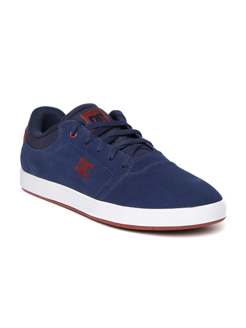 

DC Men Navy Blue CRISIS M Sneakers