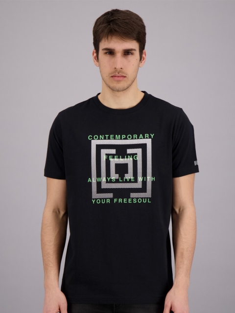 

FREESOUL Men Black Typography Printed T-shirt