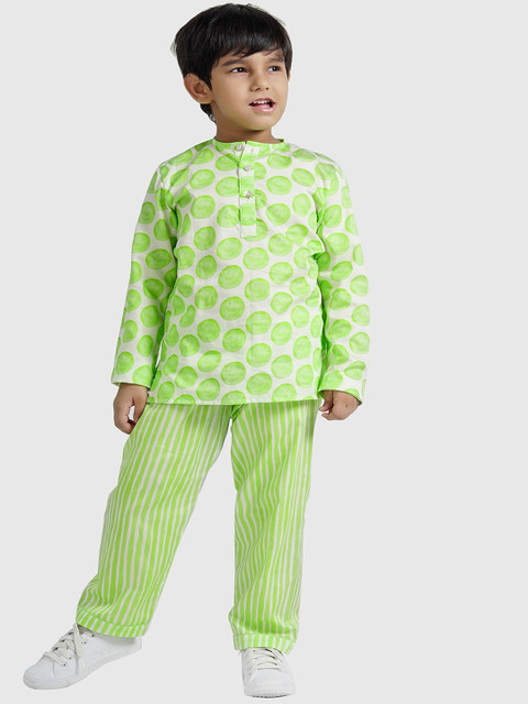 

THE PINK ELEPHANT Boys Green & White Printed Night Suit