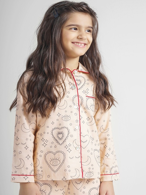 

THE PINK ELEPHANT Girls Peach & Black Printed Night Suit