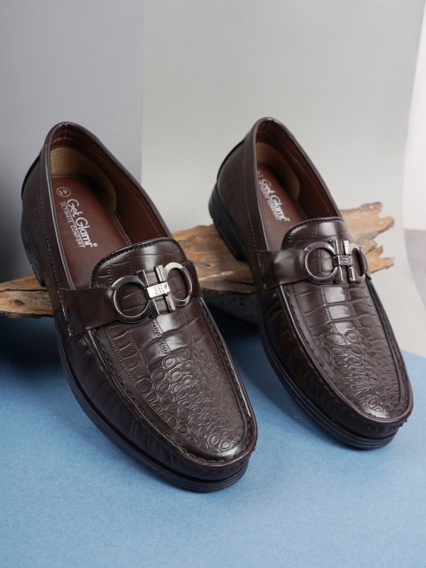

Get Glamr Men Coffee Brown Textured Regular Loafers