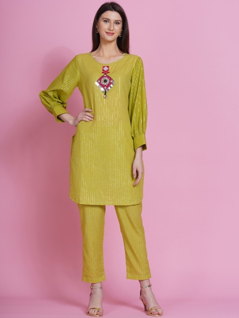 

Women Republic Women Green Embroidered Pure Cotton Kurta With Trousers