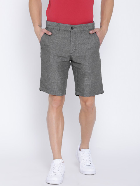 

United Colors of Benetton Men Grey Melange Solid Slim Fit Shorts