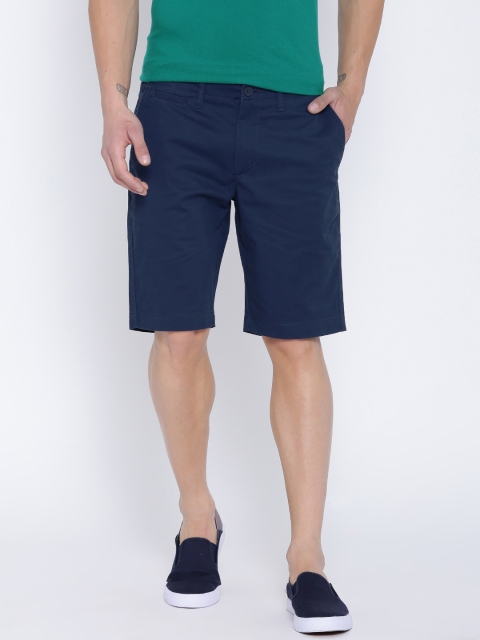 

United Colors of Benetton Men Navy Solid Slim Chino Shorts, Navy blue