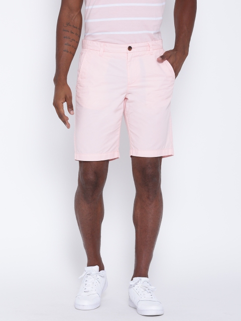 

United Colors of Benetton Men Pink Solid Slim Chino Shorts