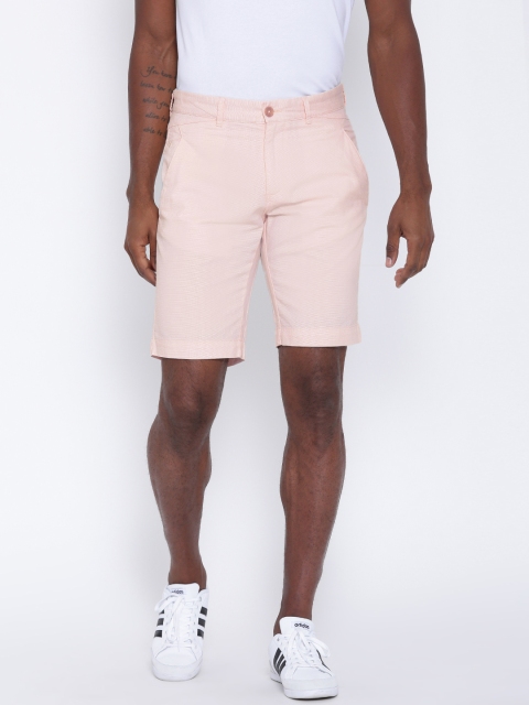

United Colors of Benetton Men Pink Solid Slim Shorts