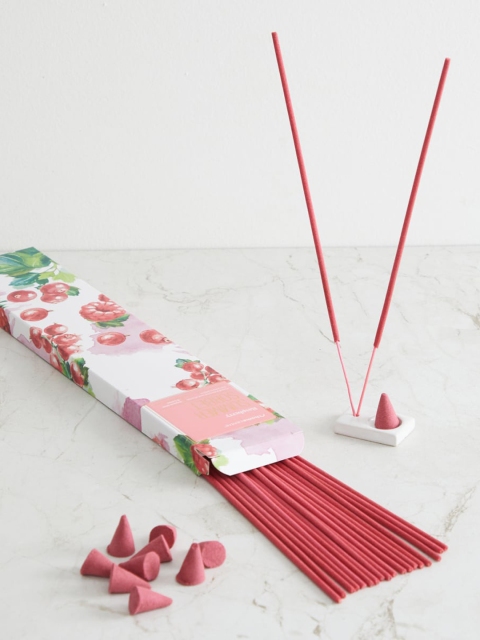 

Home Centre Set Of 20 Pink Redolance Summer Bamboo Raspberry Incense Sticks