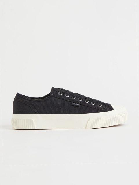 

H&M Men Black Canvas Trainers