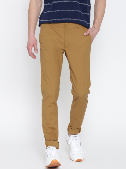 

United Colors of Benetton Men Khaki Slim Chino Trousers