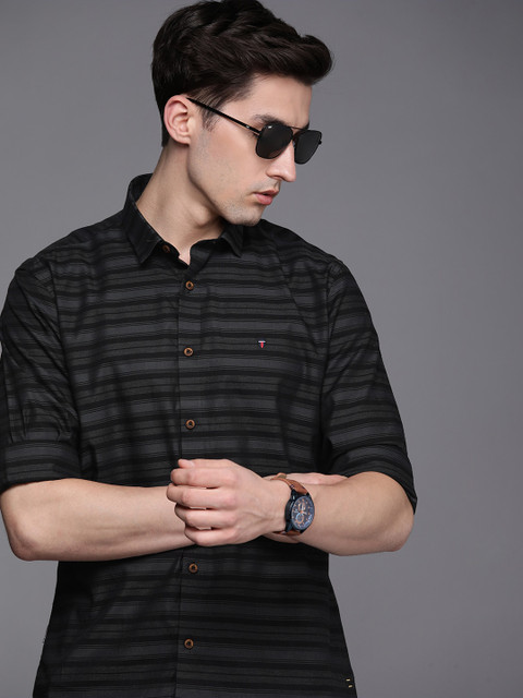 

Louis Philippe Jeans Men Black Slim Fit Striped Casual Pure Cotton Shirt