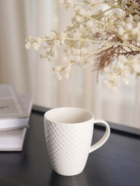 

Pure Home and Living White Set of 6 Textured Ceramic Glossy Cups