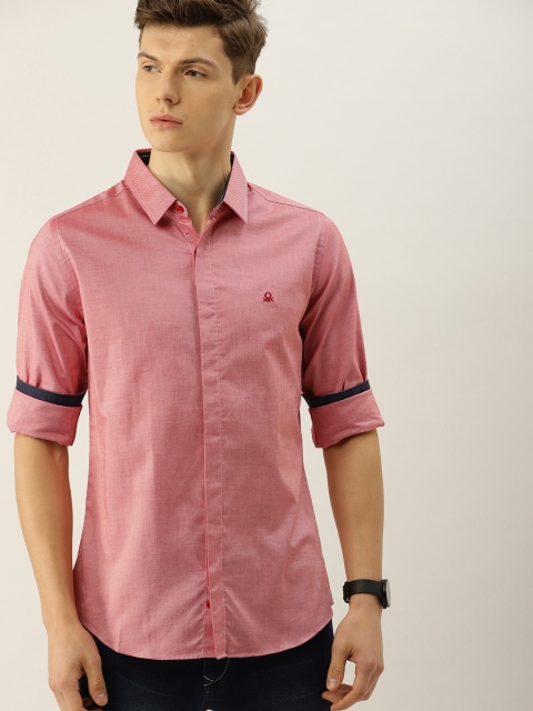 

United Colors of Benetton Men Red Solid Casual Shirt