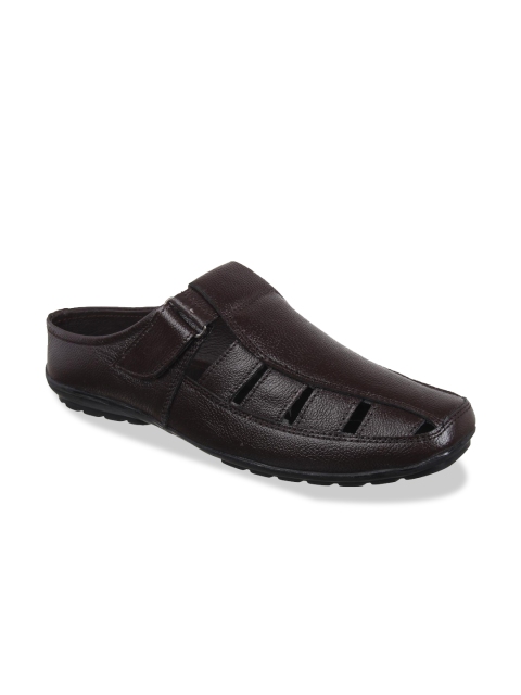 

Vardhra Men Brown Leather Fisherman Sandals