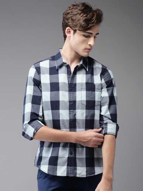 

Moda Rapido Men Blue Regular Fit Checked Casual Shirt