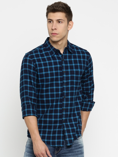 

Moda Rapido Men Blue & Black Regular Fit Checked Casual Shirt