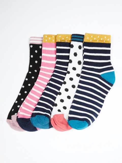 

Trendyol Women Pack of 5 Above-Ankle Patterned Socks, Black