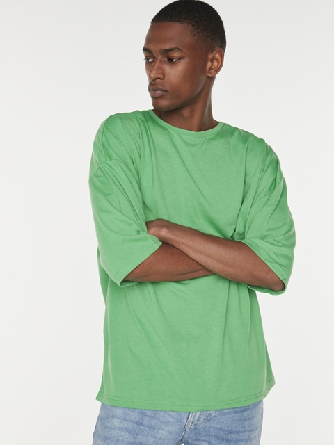 

Trendyol Men Green Solid Oversized T-shirt