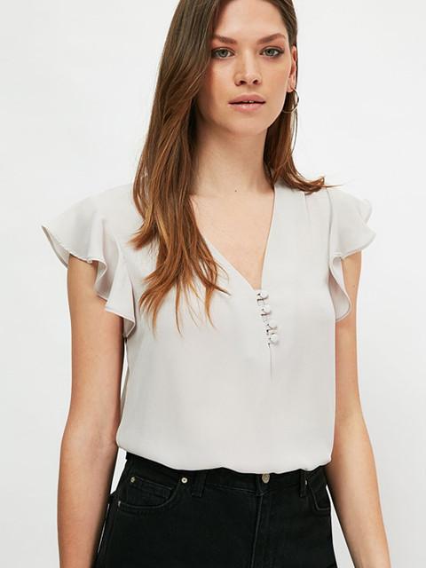 

Trendyol Women Grey Solid Top