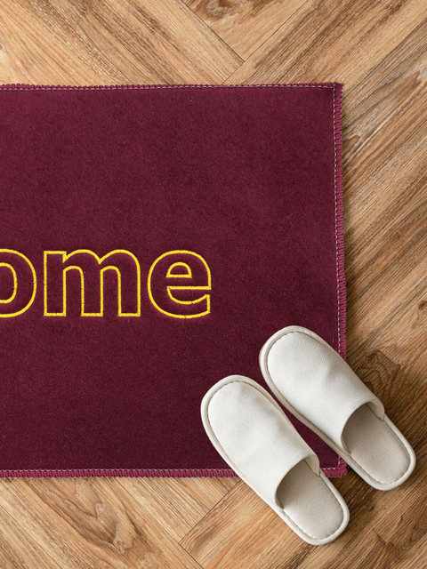 

Florida Maroon Printed Anti Skid Doormat