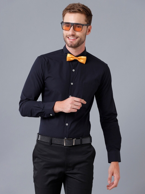 

YOVISH Men Black Smart Slim Fit Semiformal Shirt