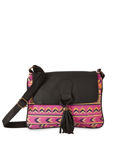 

Kanvas Katha Multicoloured Geometric Structured Sling Bag with Tasselled, Multi