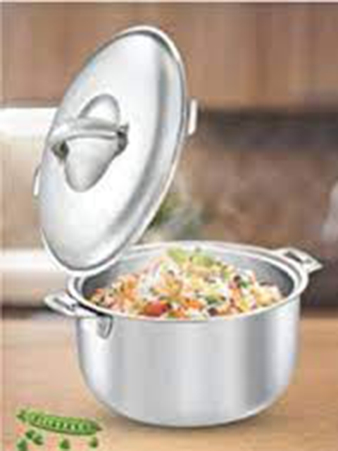 

SignoraWare Silver Toned Cool Insulated Stainless Steel Casserole