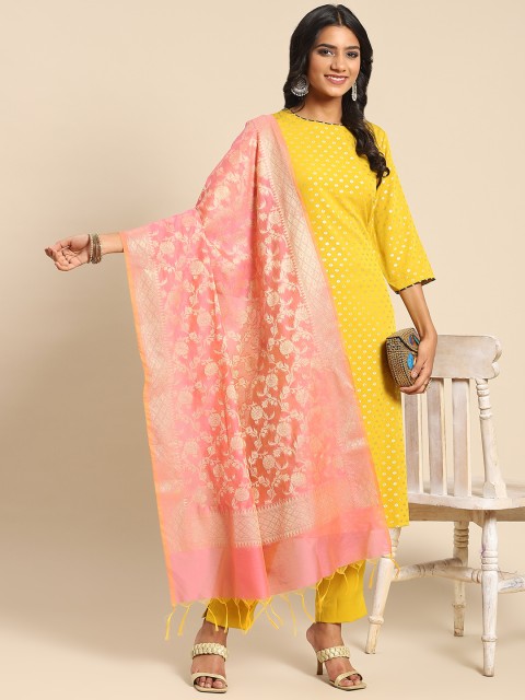 

Banarasi Style Pink & Golden Ethnic Motifs Woven Design Cotton Silk Dupatta with Zari