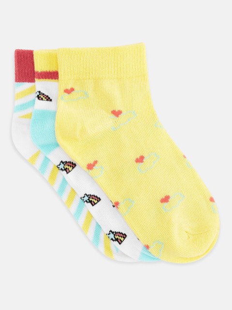 

Pantaloons Junior Girls Pack Of 3 Assorted Ankle-Length Socks