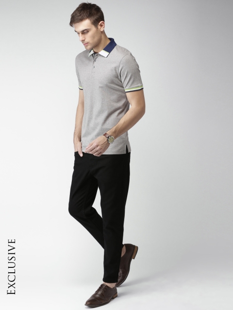 

INVICTUS Men Grey Solid Polo T-shirt