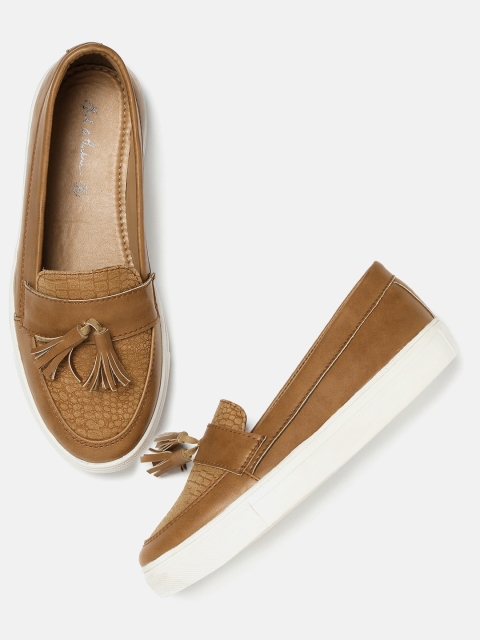 

Mast & Harbour Women Brown Tasseled Slip-On Sneakers