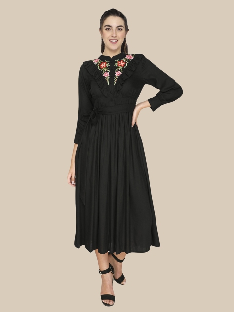 

shashvi Women Black Floral Embroidered Kurta