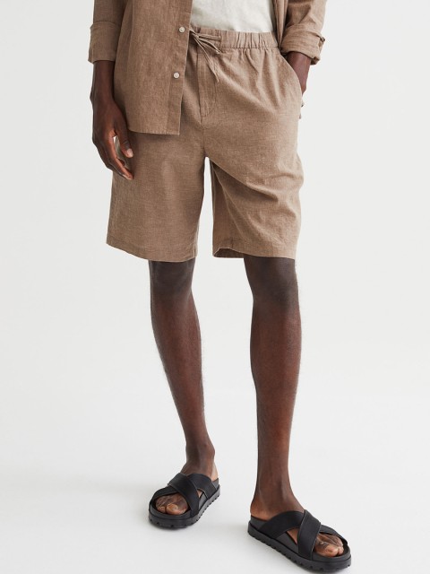 

H&M Men Brown Relaxed Fit Shorts