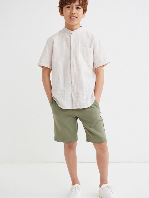 

H&M Boys Beige Solid Grandad Shirt