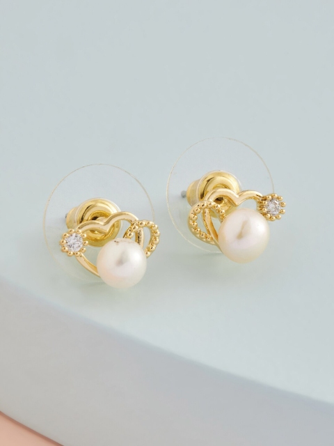 

Kushal's Fashion Jewellery White Heart Shaped Studs Earrings