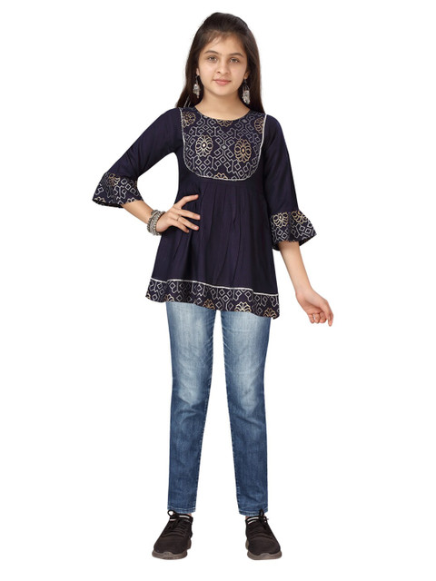 

Aarika Navy Blue Geometric Printed Pure Cotton Top