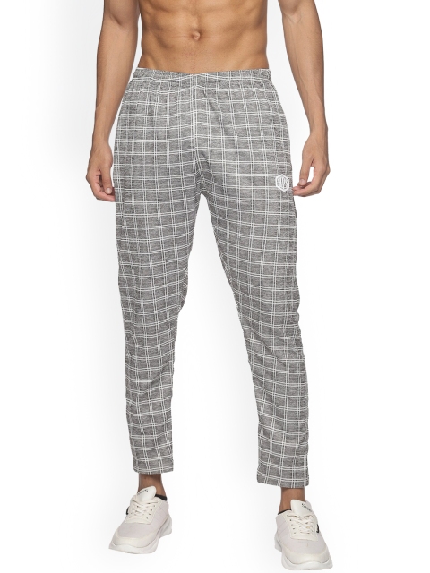 

HPS Sports Men Grey & White Checked Track Pants