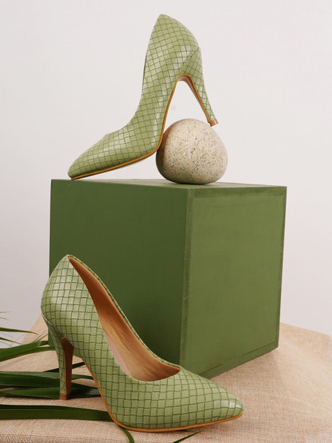 

Rubeezz Green Party Kitten Pumps