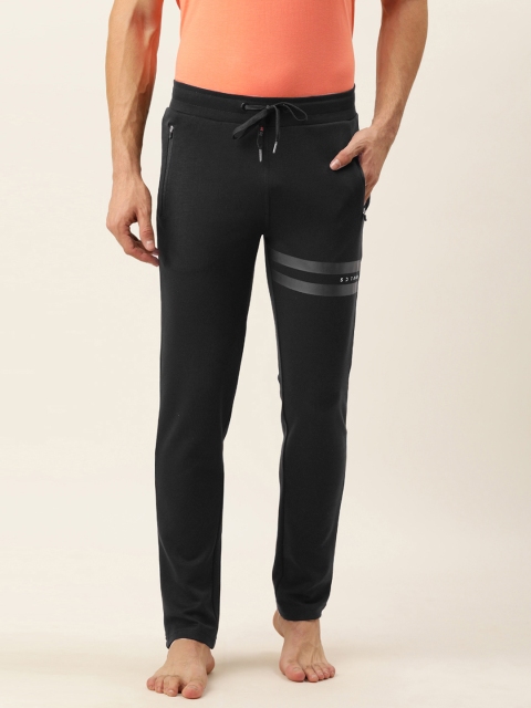 

Sweet Dreams Men Black Solid Regular Fit Track Pants