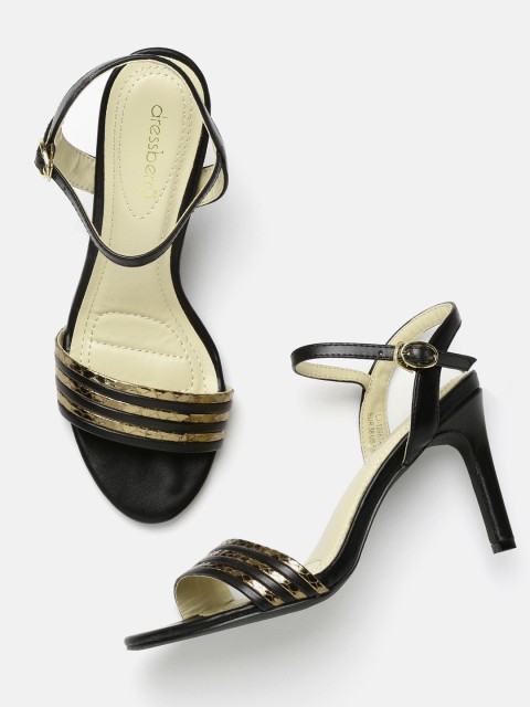 

DressBerry Women Black & Gold-Toned Colourblocked Sandals
