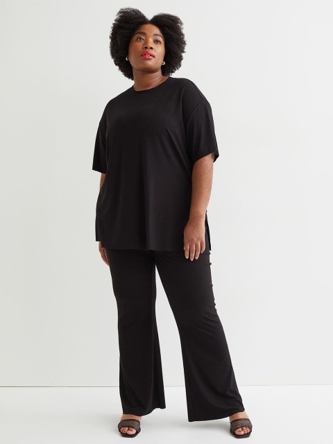 

H&M Women Plus Size Black Ribbed T-shirt