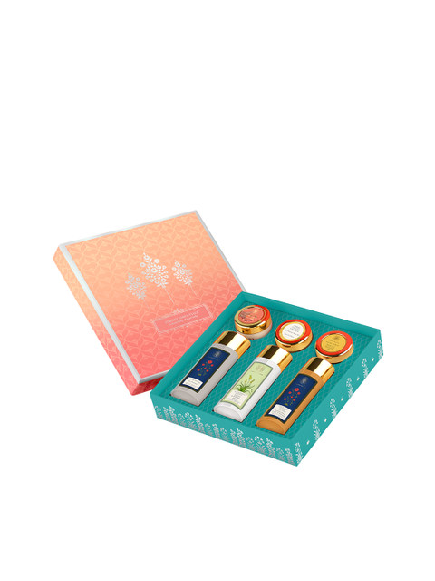 

Forest Essentials Unisex Noor Pure Indulgence Skin Care Gift Set, Pink