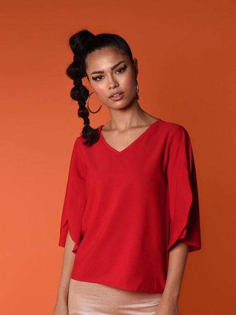 

CHIMPAAANZEE Red Extended Sleeves Top