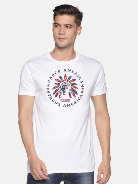 

BLACK RADIO Men White & Red Printed Slim Fit Cotton T-shirt